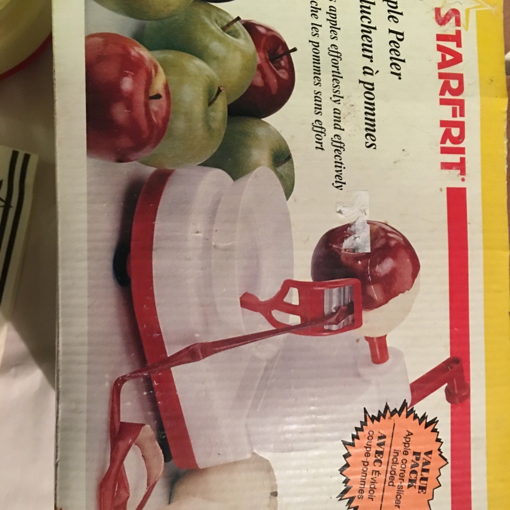 Starfrit Apple Peeler with Red Accents